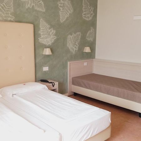 Hotel Astor Limone sul Garda Εξωτερικό φωτογραφία