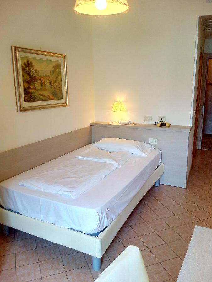 Hotel Astor Limone sul Garda Εξωτερικό φωτογραφία